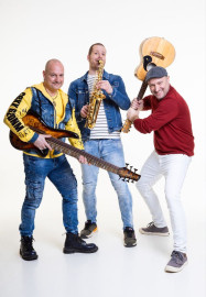  Alma Együttes koncert az Ancsika Kertmoziban