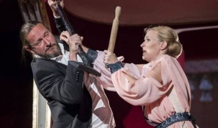 A TESTŐR - Kecskeméti Katona József Színház