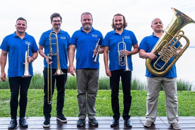 Az Ewald Rézfúvós Együttes koncertje Balatonszárszón