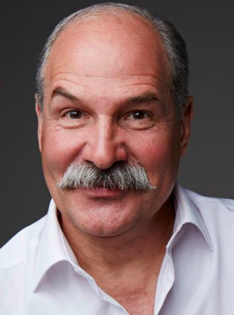 Berecz András mesemondó a SZÁNTÓDPUSZTAI MAJORSÁGBAN