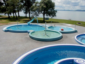 Élményfürdő - Balatonszemes