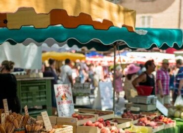 Élő piac a Szántódpusztai Majorságban