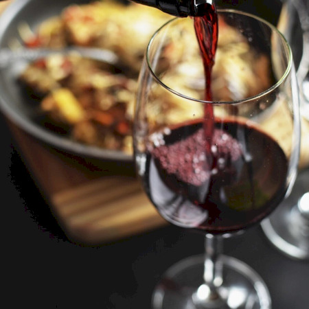 Garamvári borvacsora Rádpusztán