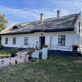 Hazánk népi hagyományai elevenednek meg a megújuló Szántódpusztai Majorságban