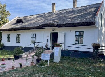 Hazánk népi hagyományai elevenednek meg a megújuló Szántódpusztai Majorságban