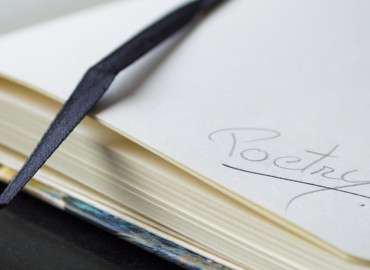 Horváth Péter Latinovits díjas versmondó pódiumestje Balatonszárszón