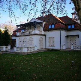 KANDÓ VILLA