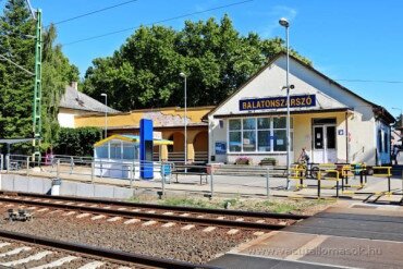 Kint a vízből - A Harmadik Figyelmeztetés Balatonszárszón