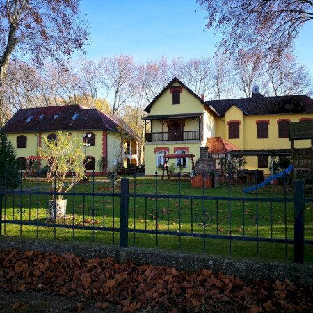 KORBULY VILLA