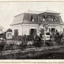 POSTÁS VILLA