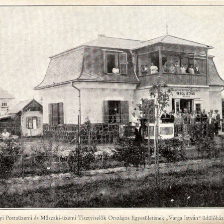 POSTÁS VILLA