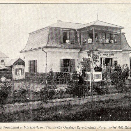 POSTÁS VILLA