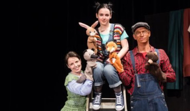 RÉMUSZ BÁCSI - Holdvilág Kamaraszínház