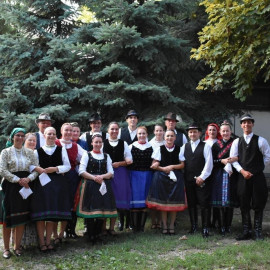 Tánccal Teli - "Utazás" néptánc előadás Kőröshegyen
