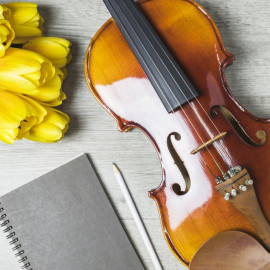 Tulipánkoncertek Kőröshegy szívében | Élő zongoramuzsika